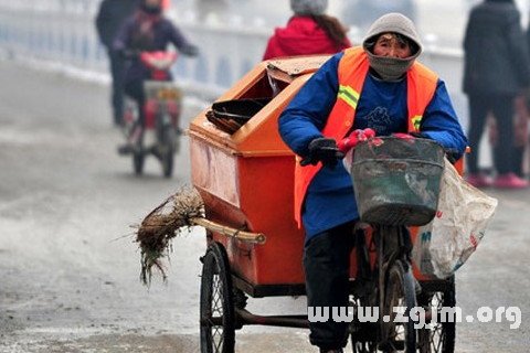 梦见清洁夫 清道夫 环卫工人