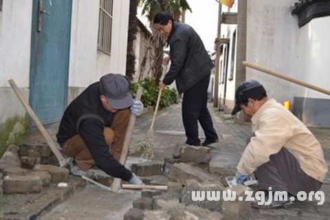 梦见水泥匠