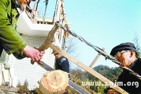 梦见锯木头