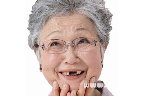 梦见牙齿自然脱落
