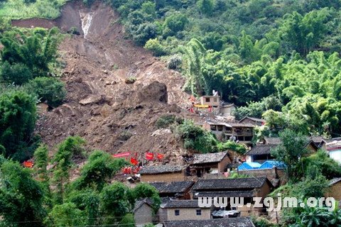 梦见山体滑坡