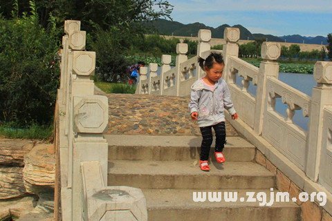 梦见自己过桥