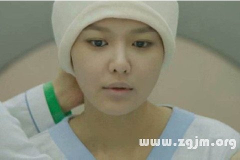 梦见脸色 苍白