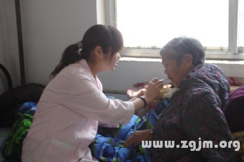 梦见看护