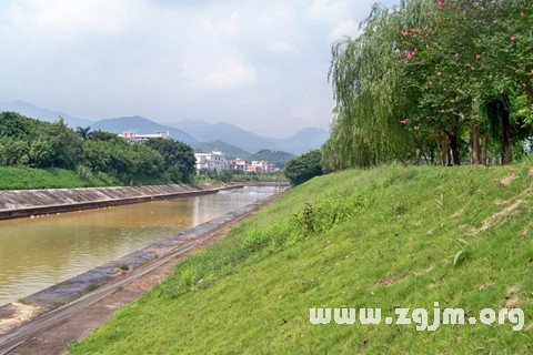 梦见坡道 上坡 下坡